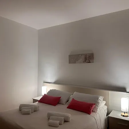 Bnb Nuova Vita Paola Exterior foto